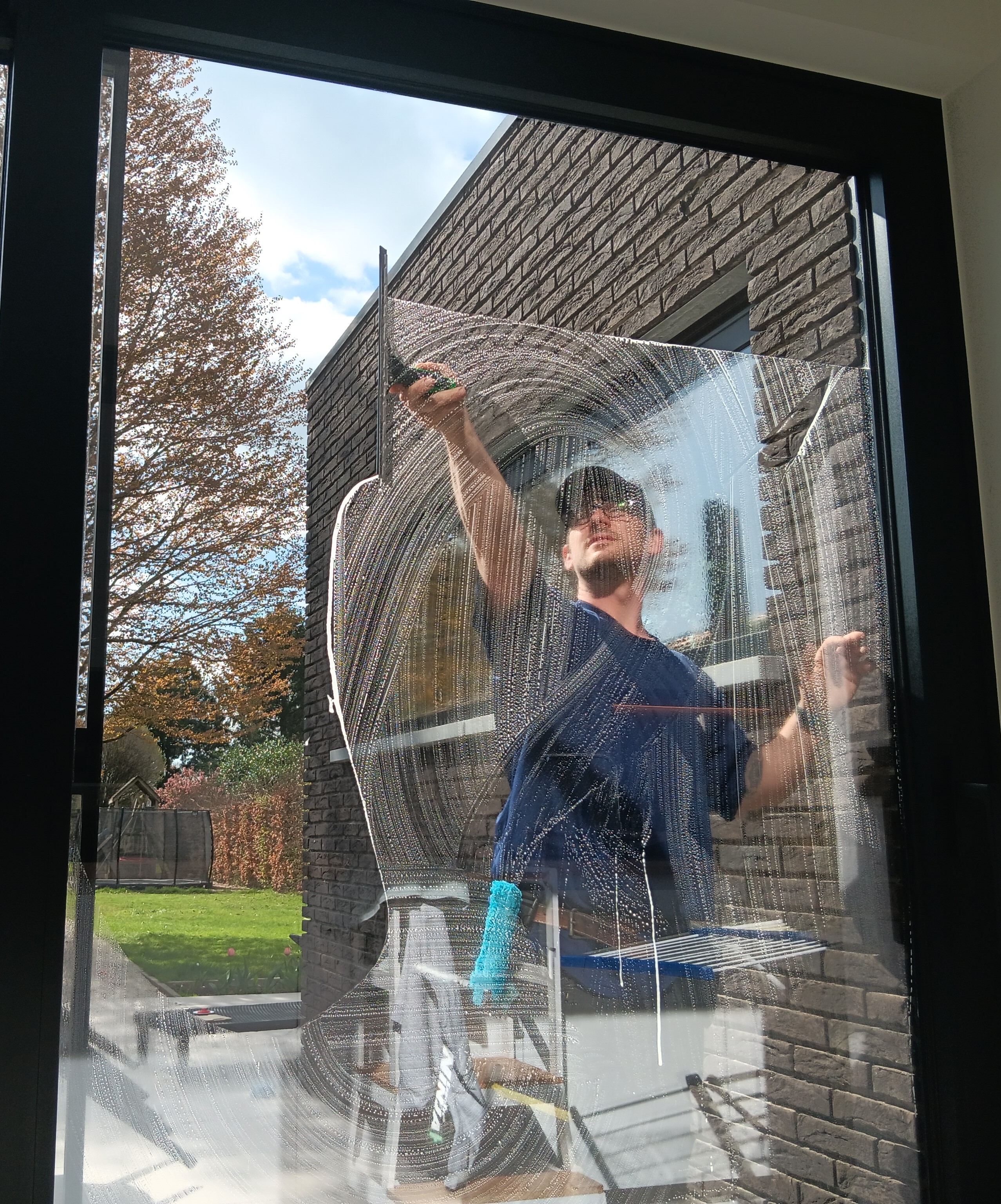 Ruit poetsen in laakdal staes cleaning